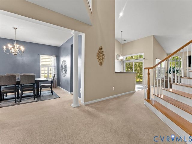 5676 Hogan Bridge Dr, New Kent, VA 23140
