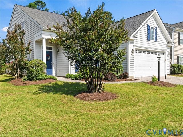 5676 Hogan Bridge Dr, New Kent, VA 23140