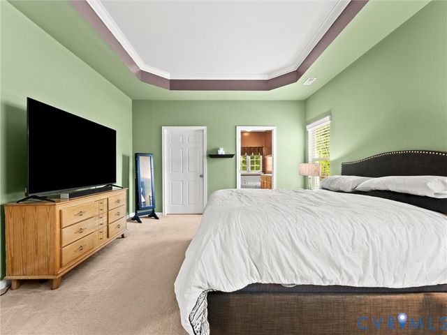 5676 Hogan Bridge Dr, New Kent, VA 23140