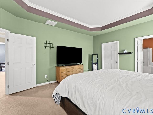 5676 Hogan Bridge Dr, New Kent, VA 23140