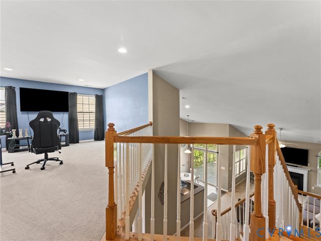 5676 Hogan Bridge Dr, New Kent, VA 23140