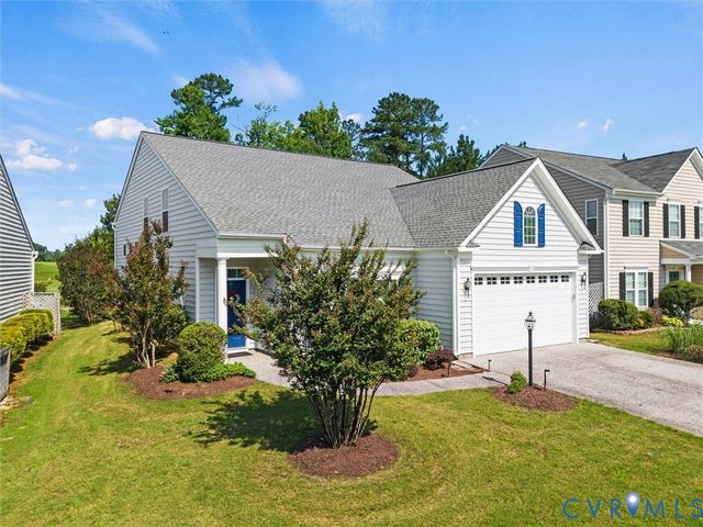 5676 Hogan Bridge Dr, New Kent, VA 23140