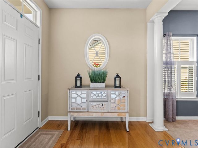 5676 Hogan Bridge Dr, New Kent, VA 23140