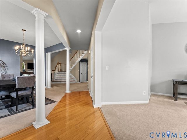 5676 Hogan Bridge Dr, New Kent, VA 23140
