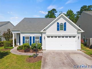 5676 Hogan Bridge Dr, New Kent, VA 23140