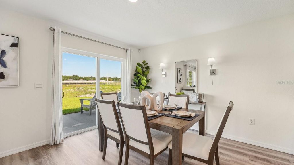 Image 8 of property listing at 11076 NW 167TH TERRACE, Alachua, FL 32615