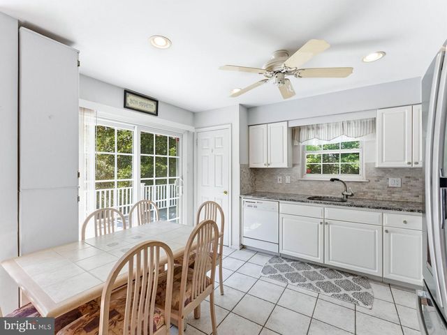 136 BUCKINGHAM WAY, Mount Laurel, NJ 08054