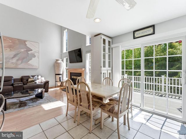 136 BUCKINGHAM WAY, Mount Laurel, NJ 08054
