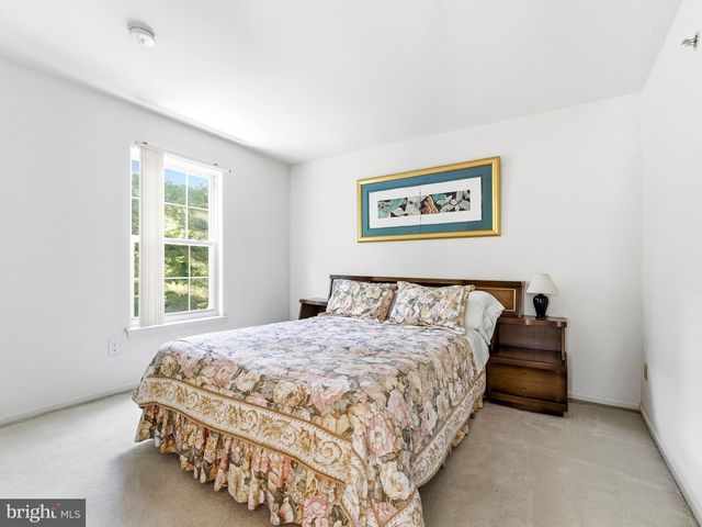 136 BUCKINGHAM WAY, Mount Laurel, NJ 08054