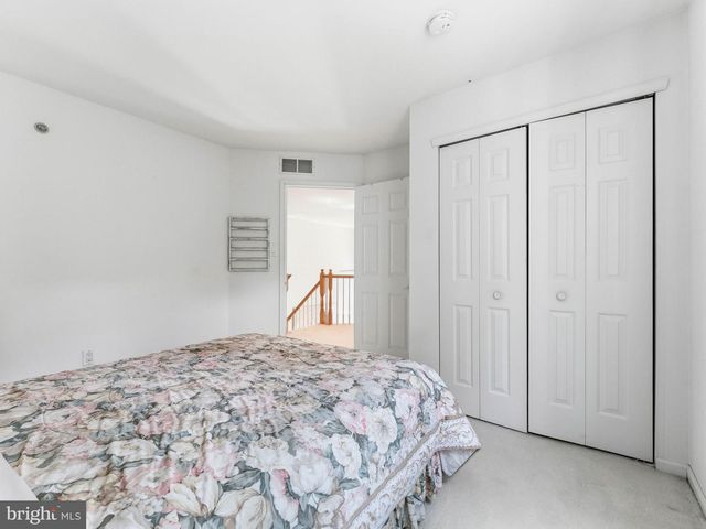 136 BUCKINGHAM WAY, Mount Laurel, NJ 08054