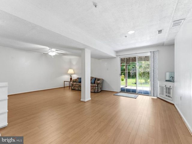 136 BUCKINGHAM WAY, Mount Laurel, NJ 08054