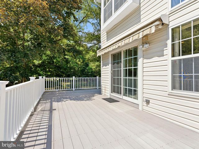 136 BUCKINGHAM WAY, Mount Laurel, NJ 08054
