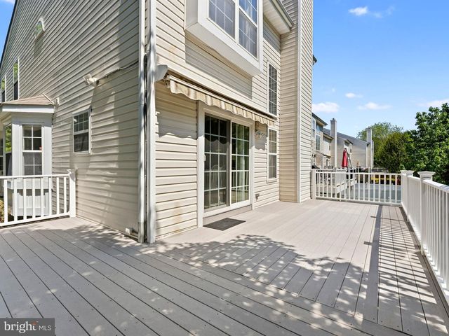 136 BUCKINGHAM WAY, Mount Laurel, NJ 08054