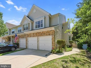 136 BUCKINGHAM WAY, Mount Laurel, NJ 08054