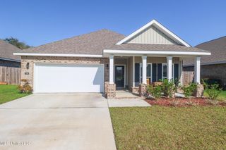 7308 Shearwater Way, Ocean Springs, MS 39564