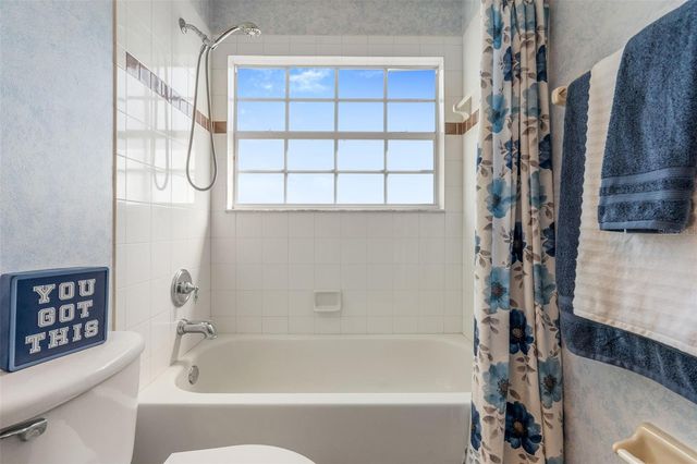 20117 BAY CEDAR AVENUE, Tampa, FL 33647