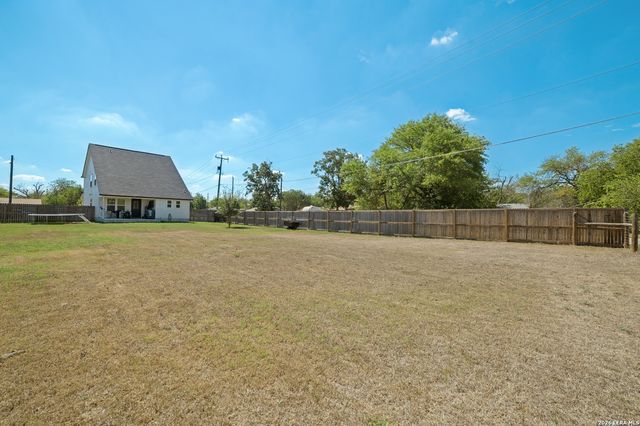 15145 NORVELL ST, Lytle, TX 78052
