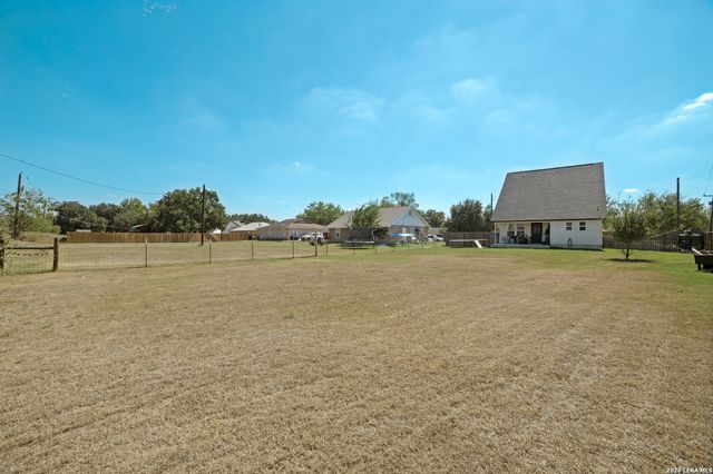 15145 NORVELL ST, Lytle, TX 78052