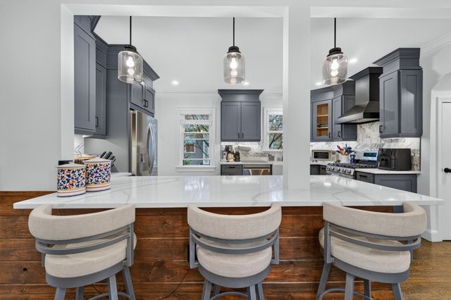 36 Washburn St, Watertown, MA 02472