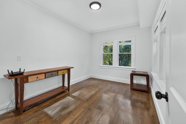 36 Washburn St, Watertown, MA 02472