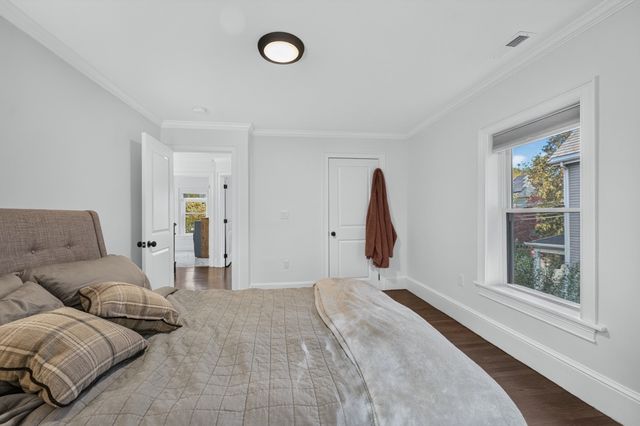 36 Washburn St, Watertown, MA 02472