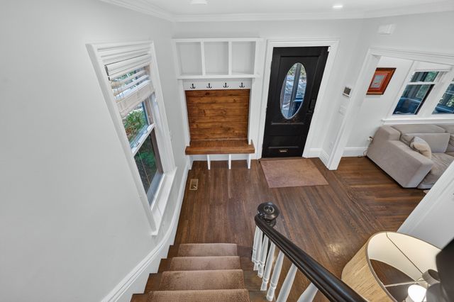 36 Washburn St, Watertown, MA 02472
