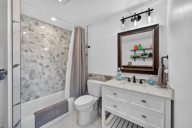36 Washburn St, Watertown, MA 02472