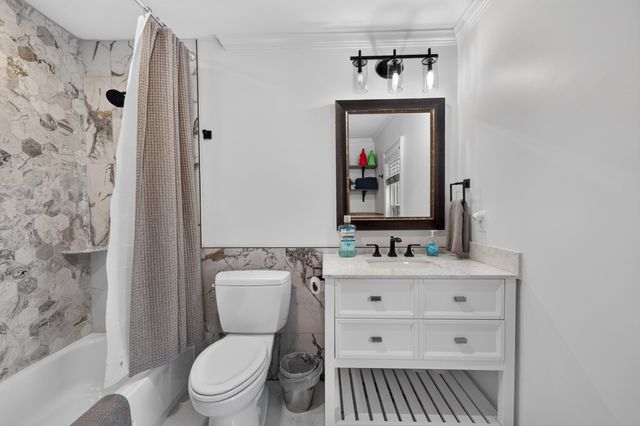 36 Washburn St, Watertown, MA 02472