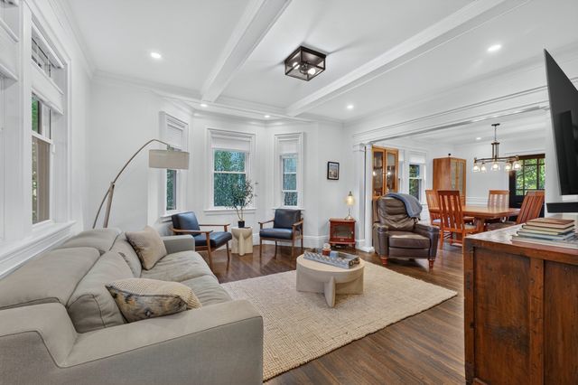 36 Washburn St, Watertown, MA 02472