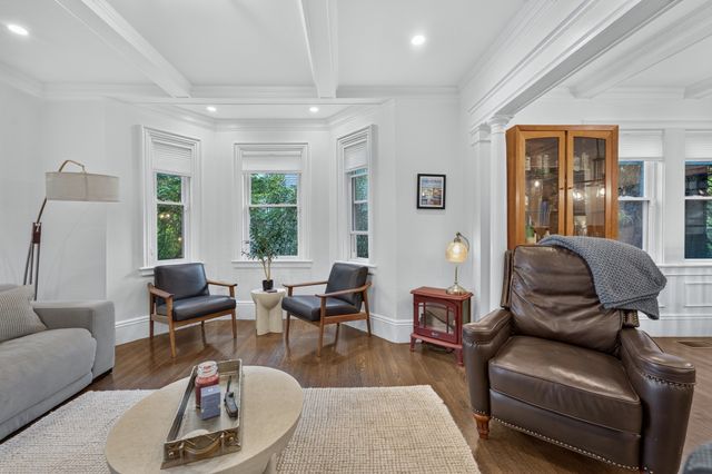36 Washburn St, Watertown, MA 02472