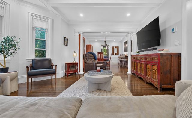 36 Washburn St, Watertown, MA 02472
