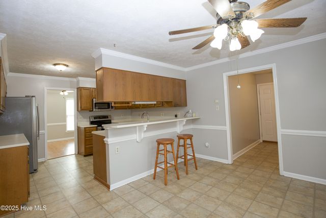 7504 Coleridge Drive, Fayetteville, NC 28304