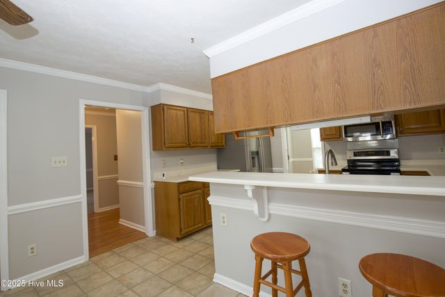 7504 Coleridge Drive, Fayetteville, NC 28304