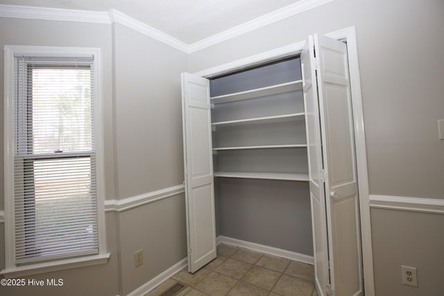 7504 Coleridge Drive, Fayetteville, NC 28304