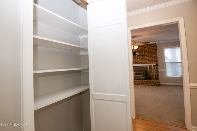 7504 Coleridge Drive, Fayetteville, NC 28304