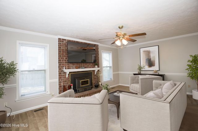 7504 Coleridge Drive, Fayetteville, NC 28304