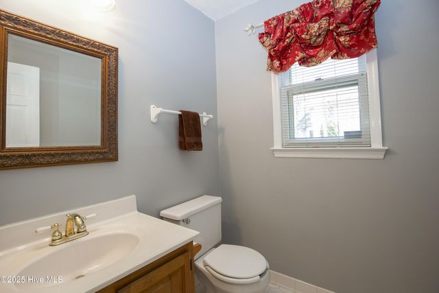 7504 Coleridge Drive, Fayetteville, NC 28304