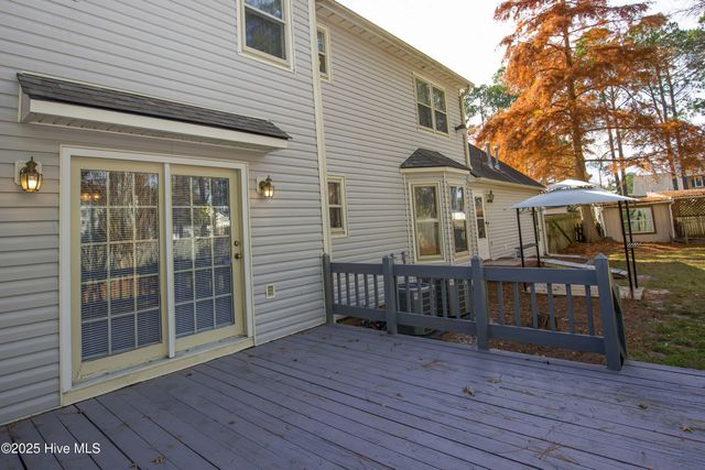 7504 Coleridge Drive, Fayetteville, NC 28304