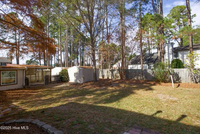 7504 Coleridge Drive, Fayetteville, NC 28304