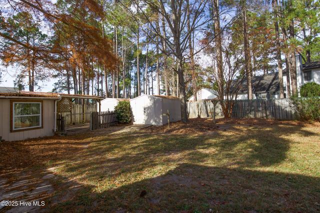 7504 Coleridge Drive, Fayetteville, NC 28304
