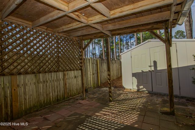 7504 Coleridge Drive, Fayetteville, NC 28304