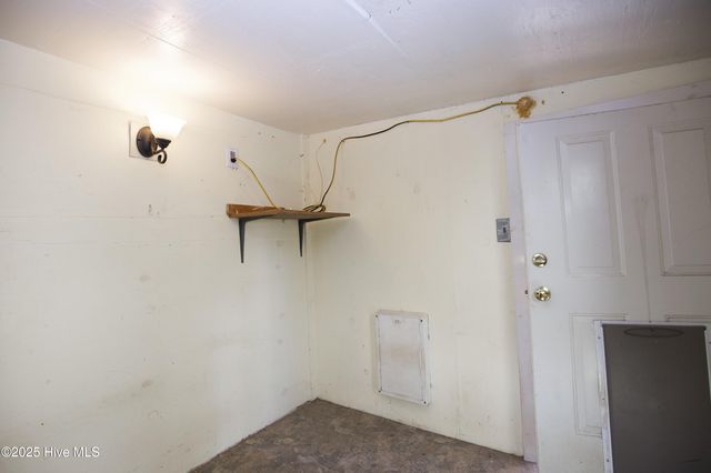 7504 Coleridge Drive, Fayetteville, NC 28304