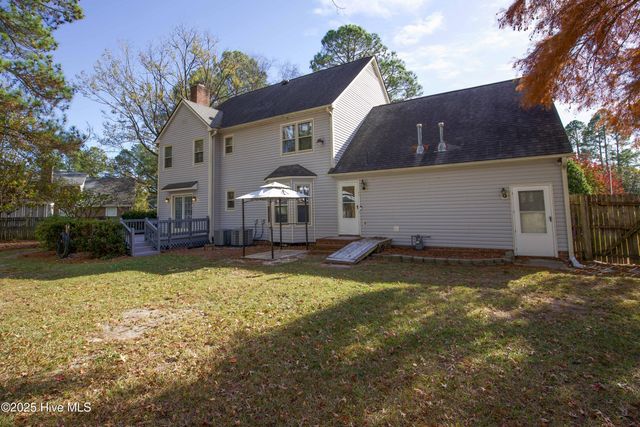 7504 Coleridge Drive, Fayetteville, NC 28304