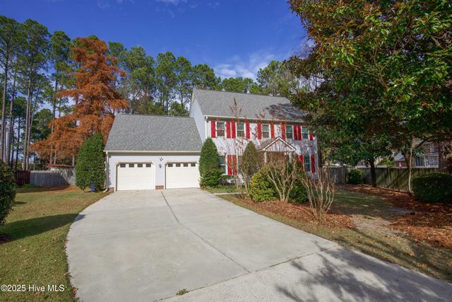7504 Coleridge Drive, Fayetteville, NC 28304