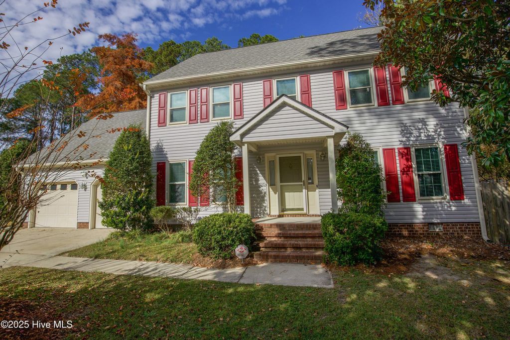 7504 Coleridge Drive, Fayetteville, NC 28304