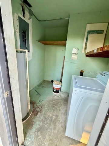 21363 GLADIS AVENUE, Port Charlotte, FL 33952