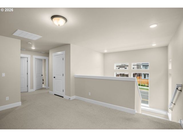 18090 Sw BARROWS Rd, Beaverton, OR 97007