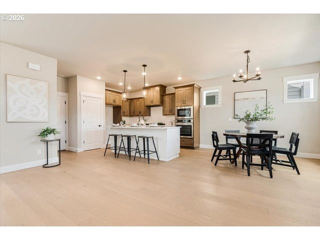 18090 Sw BARROWS Rd, Beaverton, OR 97007
