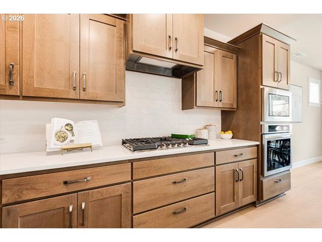 18090 Sw BARROWS Rd, Beaverton, OR 97007