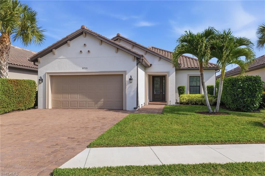 8735 Cavano ST E, NAPLES, FL 34119 — exterior